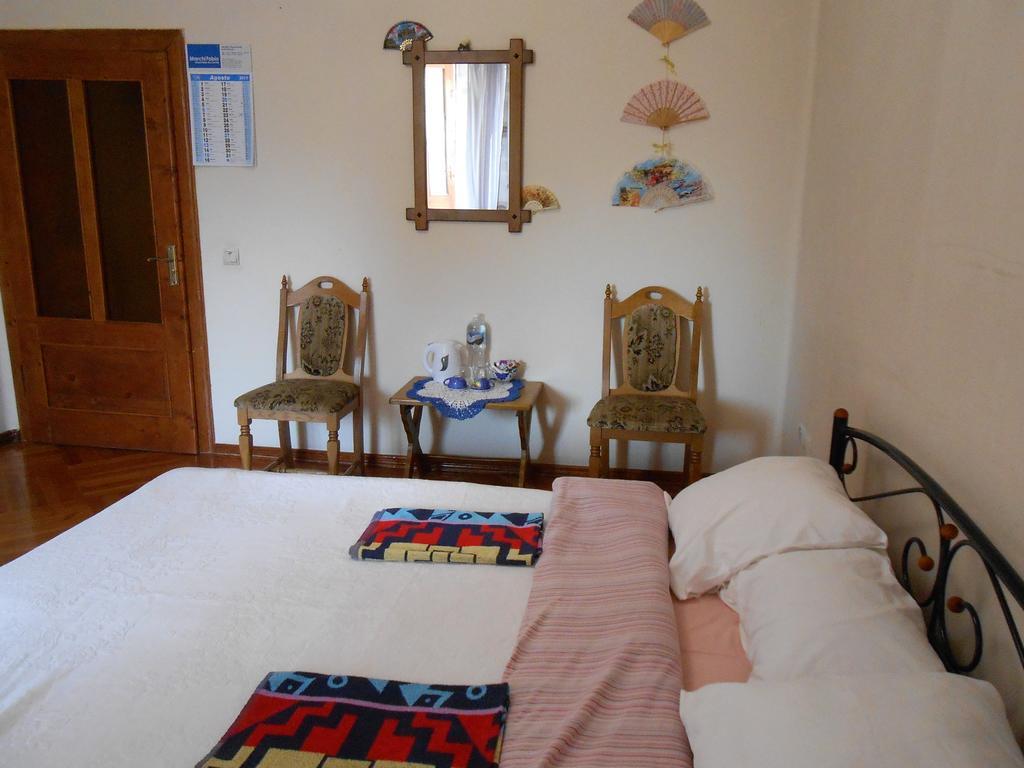 Guest House Marketti Vynohradiv Exterior photo