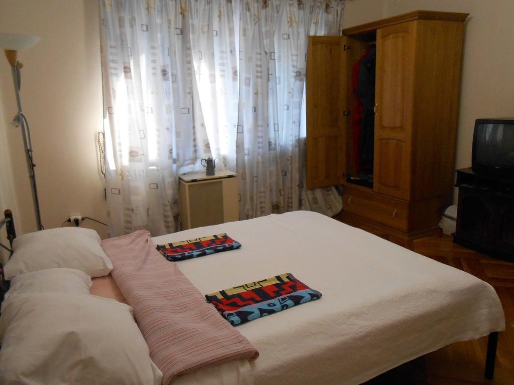 Guest House Marketti Vynohradiv Exterior photo